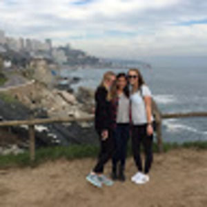 Meet your Posher, Danielle